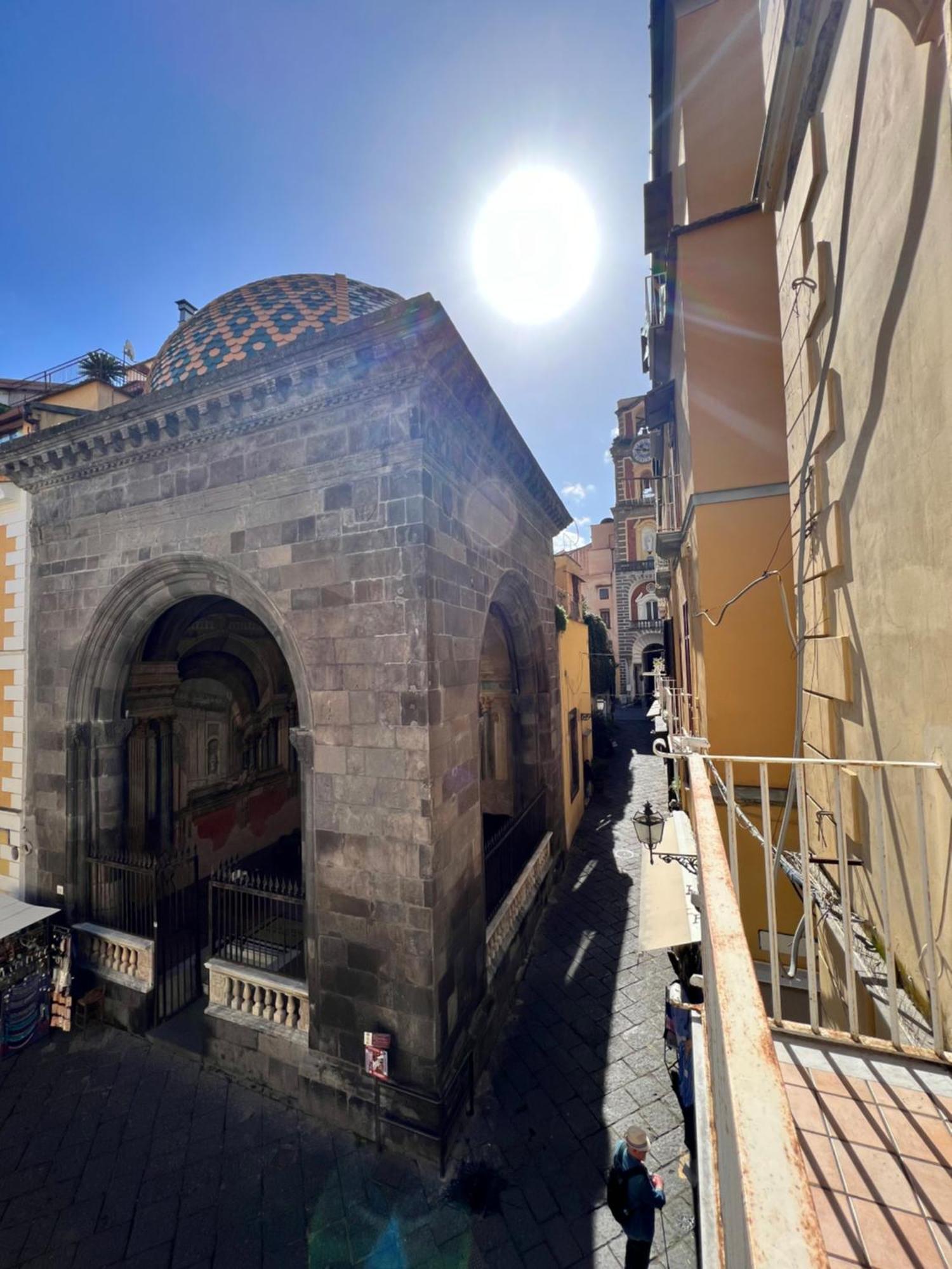 Palazzo Ammone - Sedil Dominova Apartment Sorrento Ngoại thất bức ảnh